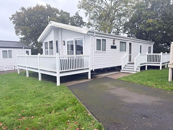 2 Bedroom Lodge For Sale In Two Bed Willerby Portland, Thorness Bay Holiday Park, Cowes, Isle Of Wight, PO31