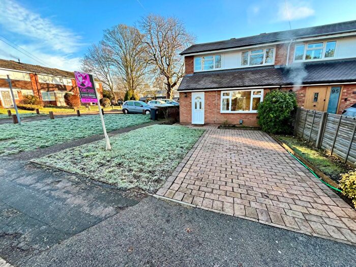 3 Bedroom End Of Terrace House For Sale In Cowper Road, Hemel Hempstead, Hertfordshire, HP1