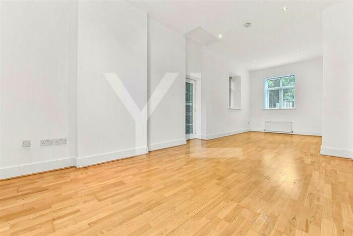 2 Bedroom Flat To Rent In Woodlands Heights, Vanbrugh Hill, Blackheath, SE3