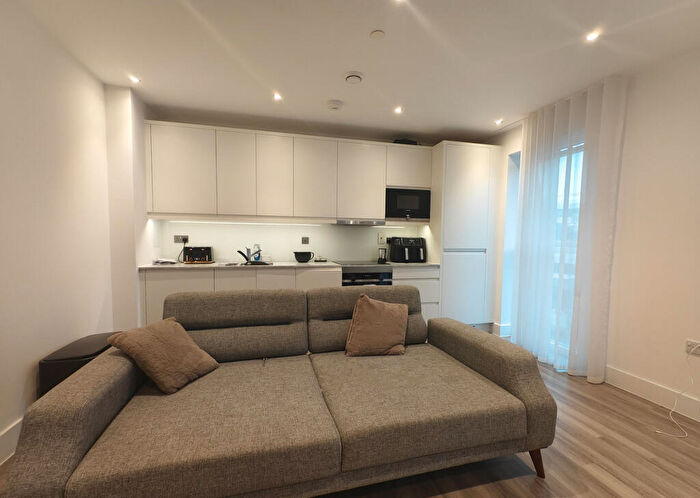 1 Bedroom Apartment To Rent In Colindale Gardens, London, NW9