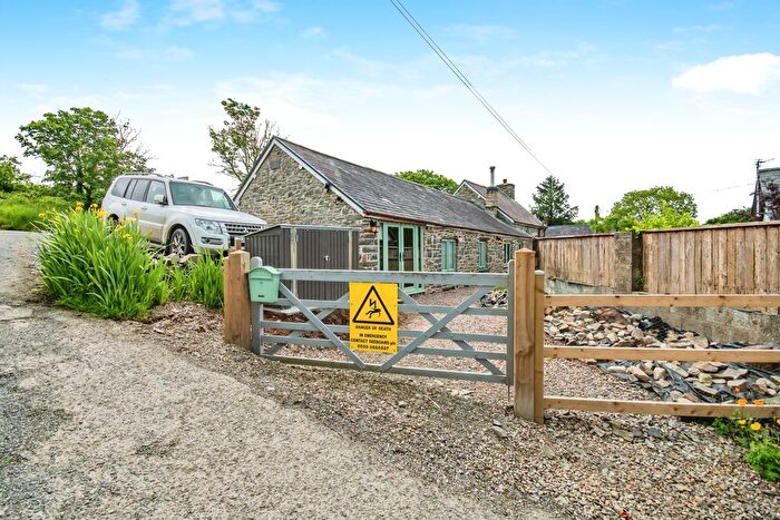 3 Bedroom Barn Conversion For Sale In Llanrhystud, Ceredigion, SY23