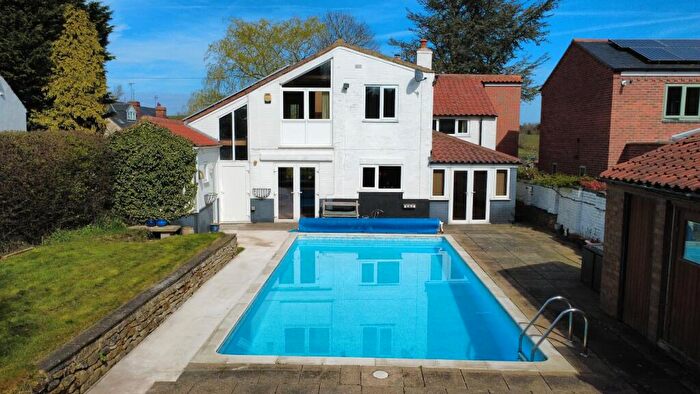 3 Bedroom Detached House For Sale In Top Road, Blidworth, Mansfield, NG21