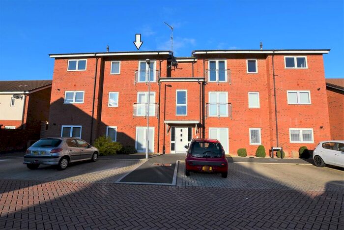 2 Bedroom Flat To Rent In Merlin Way, Midsomer Norton, BA3