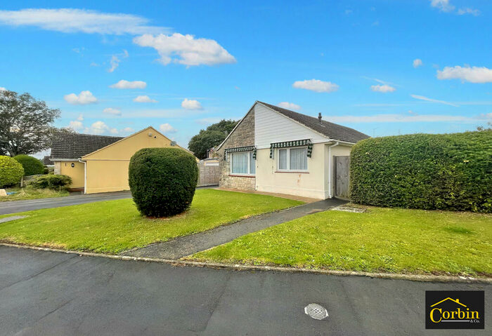 3 Bedroom Detached Bungalow To Rent In Coppice Avenue, Ferndown, Dorset, BH22