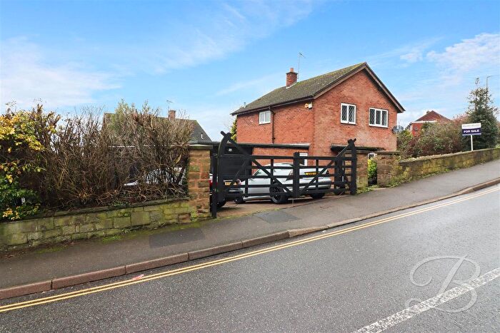 3 Bedroom Detached House For Sale In Bolsover Hill, Bolsover, Chesterfield, S44