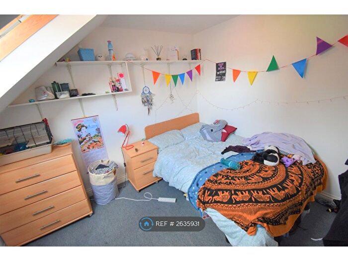 7 Bedroom Semi Detached House To Rent In Granby Gardens, Reading, RG1