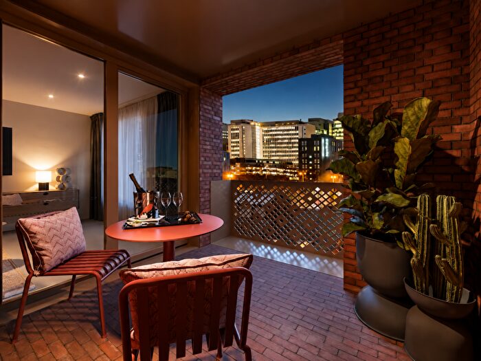 1 Bedroom Apartment For Sale In Paper Yard, Birmingham, B4