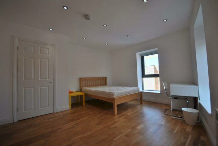 3 Bedroom Property To Rent In Newcastle Upon Tyne, Tyne & Wear, NE1