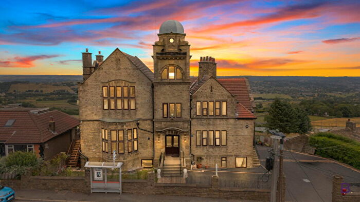 8 Bedroom Detached House For Sale In Mountain Hall Brighouse And Denholme Road, Queensbury, Bradford, BD13