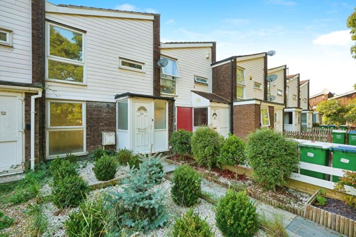 3 Bedroom Terraced House To Rent In Dalberg Way London, SE2