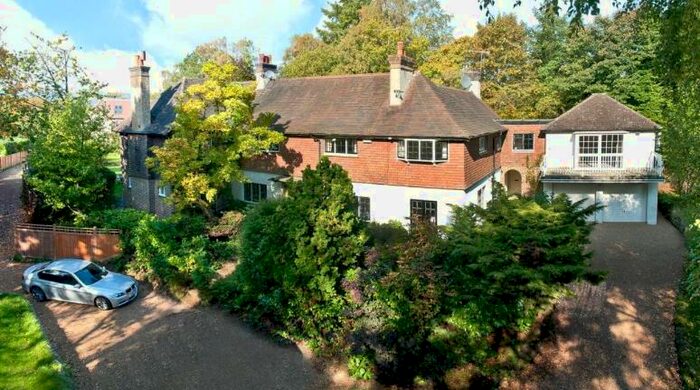 4 Bedroom House To Rent In Brassey Road, Oxted, RH8