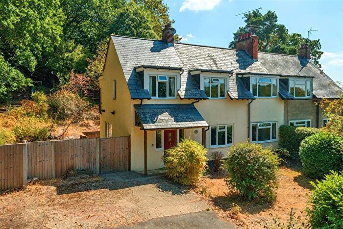 4 Bedroom Semi-Detached House For Sale In School Hill, Crowthorne, Berkshire, RG45