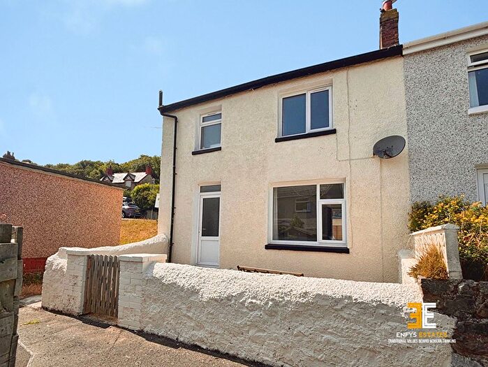 3 Bedroom Semi-Detached House For Sale In Tyn Y Coed Road, Llandudno, LL30