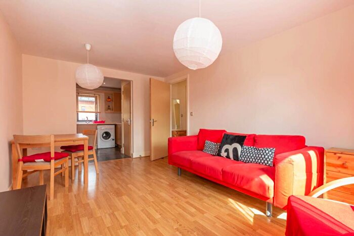 2 Bedroom Apartment To Rent In Rickman Drive, Birmingham, B15