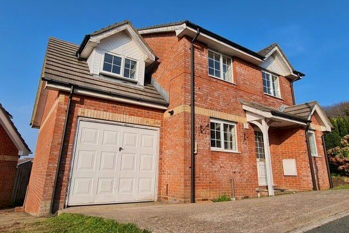 4 Bedroom Property To Rent In Silver Trees, Shanklin, PO37