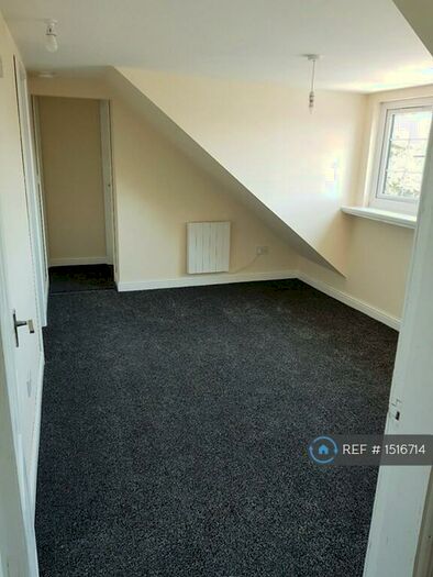 2 Bedroom Flat To Rent In Little Horton Lane, Bradford, BD5