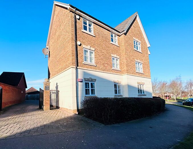 2 Bedroom Flat To Rent In Morland Drive, Milton Keynes, MK8