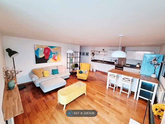 2 Bedroom Flat To Rent In The St. George Building, Leeds, LS1