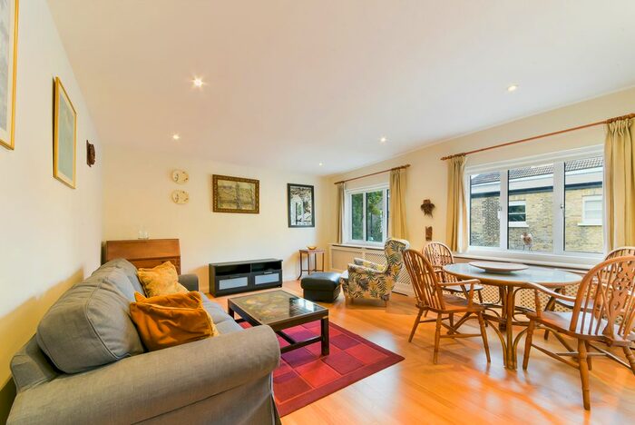 2 Bedroom Property To Rent In Leopold Road, London, SW19