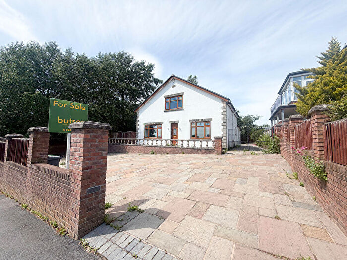 4 Bedroom Detached House For Sale In Normoss Road, Normoss, Blackpool, FY3