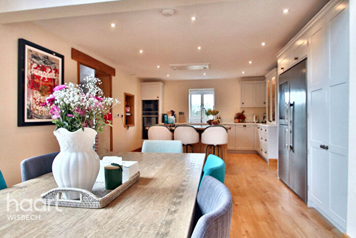 5 Bedroom Detached House For Sale In Lucky Lane, Walpole St Andrew, PE14