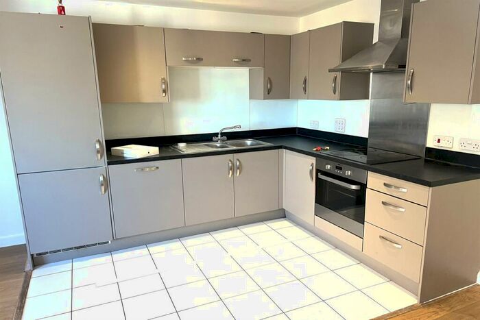 2 Bedroom Flat To Rent In Saxon House, DA17