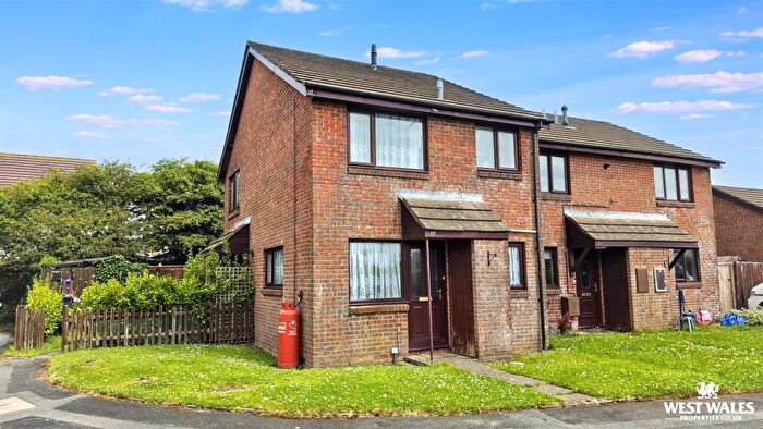 1 Bedroom End Of Terrace House For Sale In Monnow Close, Steynton, Milford Haven, SA73