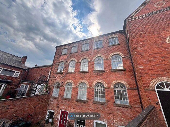 2 Bedroom Flat To Rent In Beoley Road West, Redditch, B98