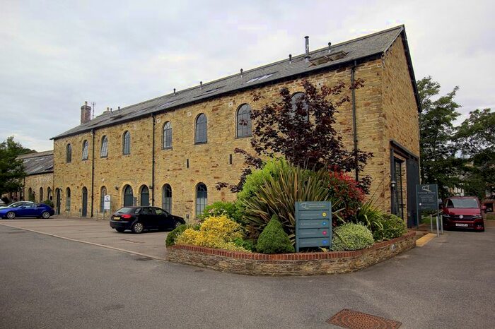 2 Bedroom Flat To Rent In The Old Carriage Works, Brunel Quays, Lostwithiel, PL22