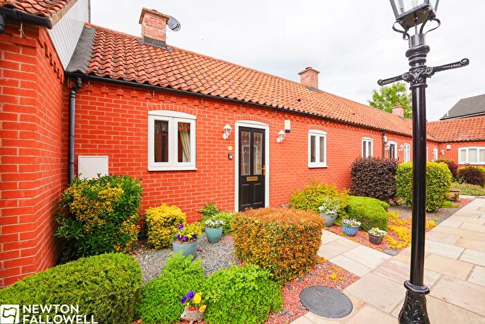 1 Bedroom Terraced Bungalow For Sale In The Brambles, Retford, DN22