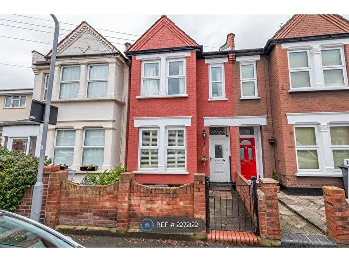 2 Bedroom Terraced House To Rent In Westward Road, London, E4