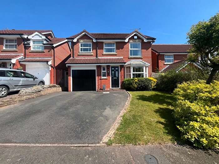 5 Bedroom Detached House To Rent In Austcliff Drive, Solihull, West Midlands, B91