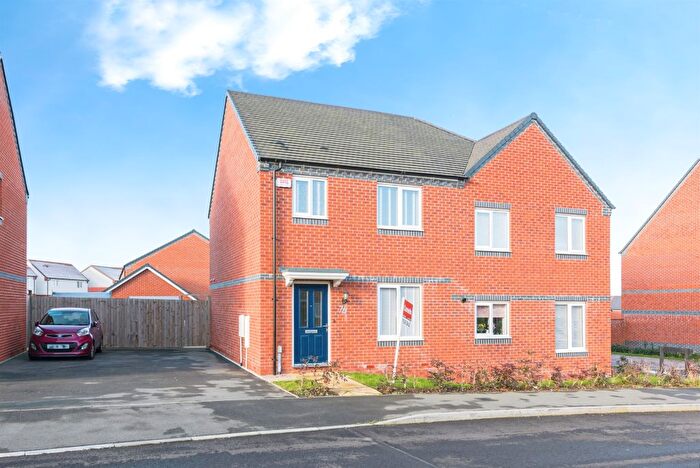 2 Bedroom Semi-Detached House For Sale In Bridgeman Way, Lichfield, WS14