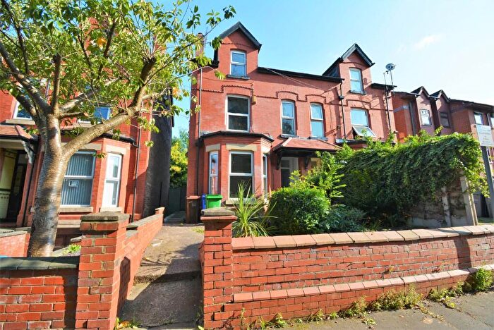 5 Bedroom Semi-Detached House To Rent In Cleveland Road, Manchester, Greater Manchester, M8