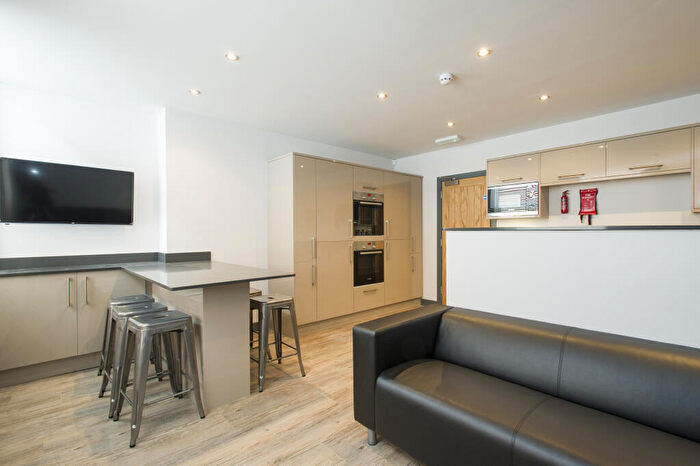 6 Bedroom Flat To Rent In Flat, Stanford Street, NG1