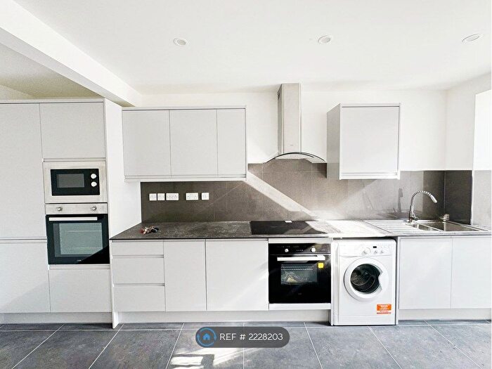 6 Bedroom Terraced House To Rent In Filton Avenue, Horfield, Bristol, BS7