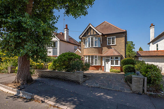4 Bedroom Detached House For Sale In Cornwall Road, Cheam, Surrey, SM2