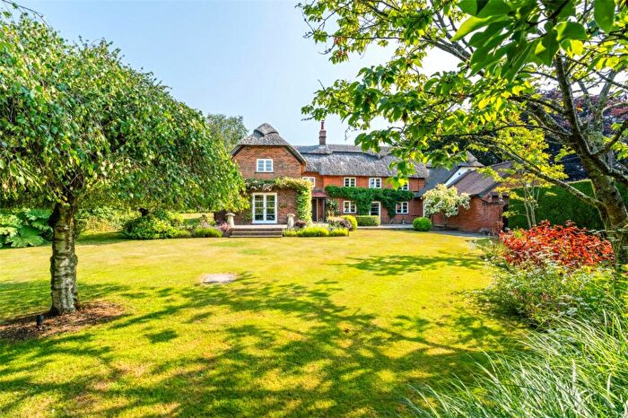 3 Bedroom Detached House For Sale In Gaunts Common, Wimborne, Dorset, BH21