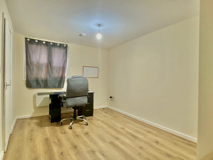 1 Bedroom Flat To Rent In Mitcham, London, CR4