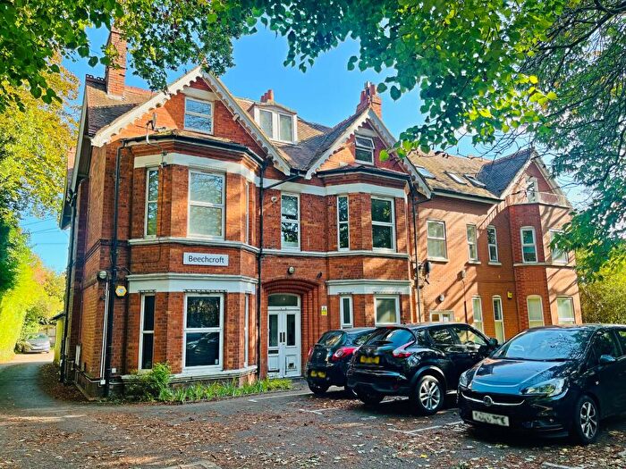 3 Bedroom Flat To Rent In Wellington Road, Bournemouth, BH8