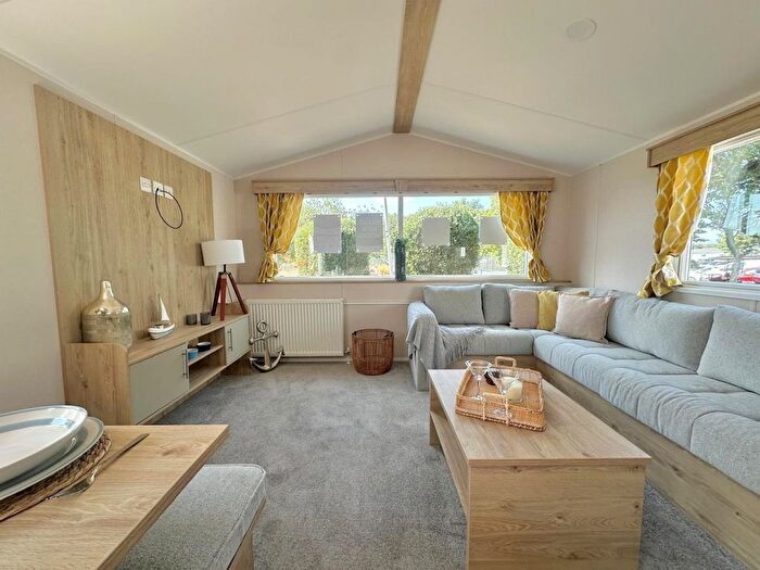 2 Bedroom Park Home For Sale In Corton, NR32