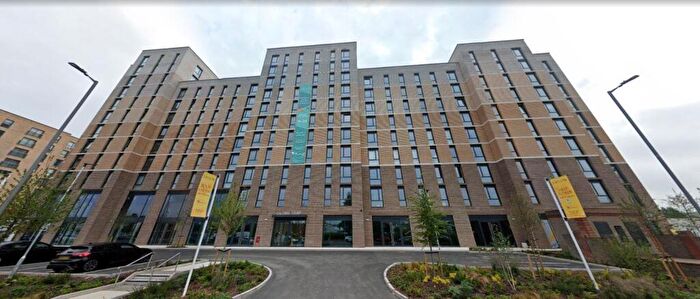 Apartment To Rent In Calibra Court, Luton, LU2