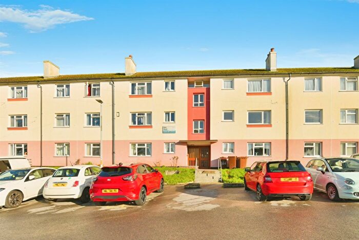 2 Bedroom Flat For Sale In Ross Street, Plymouth, PL2