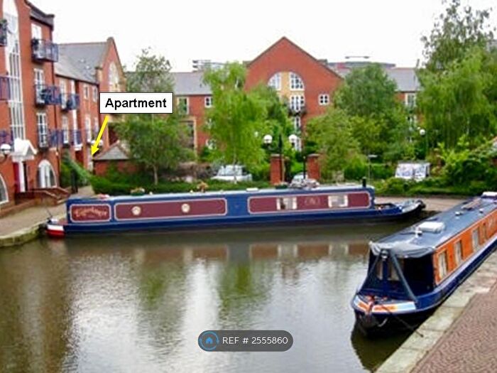 2 Bedroom Flat To Rent In Piccadilly Village, Manchester, M1