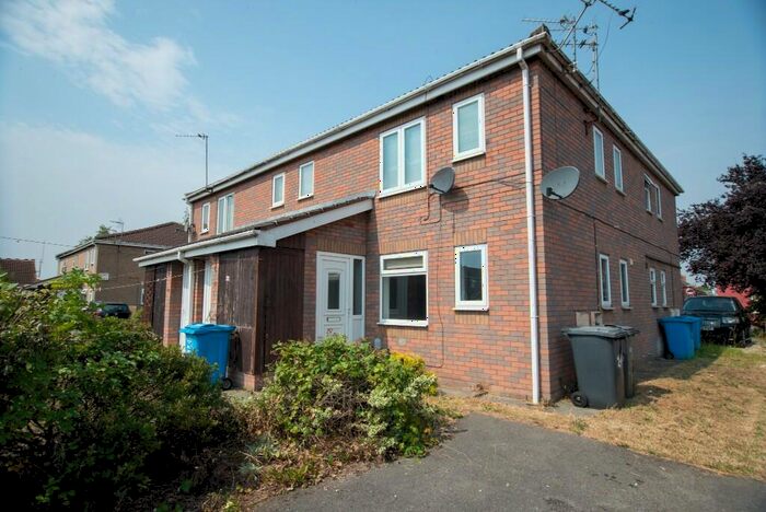1 Bedroom Semi-Detached House To Rent In Broadley Close, Hull, East Riding Of Yorkshire, HU9