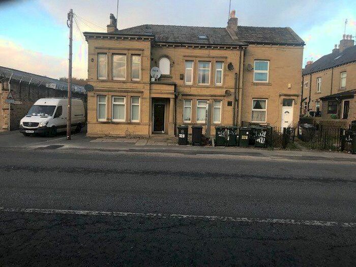 1 Bedroom Flat To Rent In Thornton Road, Bradford, West Yorkshire, BD8