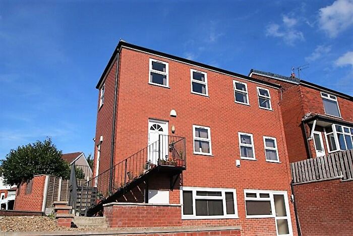 2 Bedroom Terraced House To Rent In Bentley Parade, Meanwood, Leeds, LS6