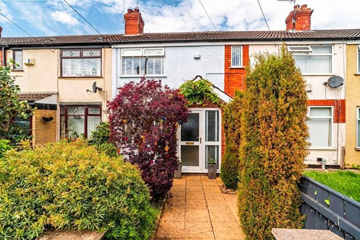 2 Bedroom Terraced House For Sale In Roslyn Road, Hull, HU3