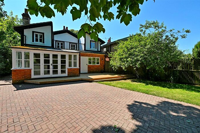4 Bedroom Detached House To Rent In Cookham Dean Common, Cookham, Maidenhead, Berkshire, SL6