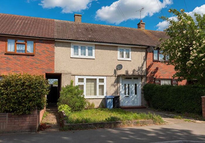3 Bedroom Terraced House For Sale In Araglen Avenue, South Ockendon, Essex, RM15